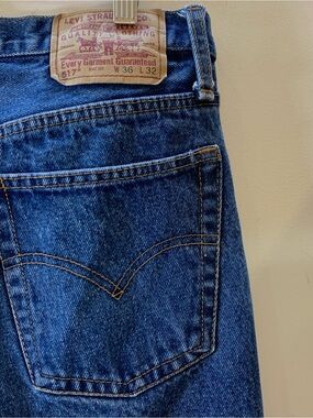 Vintage Levi’s 517 Bootcut Jeans Made In USA Medium Wash